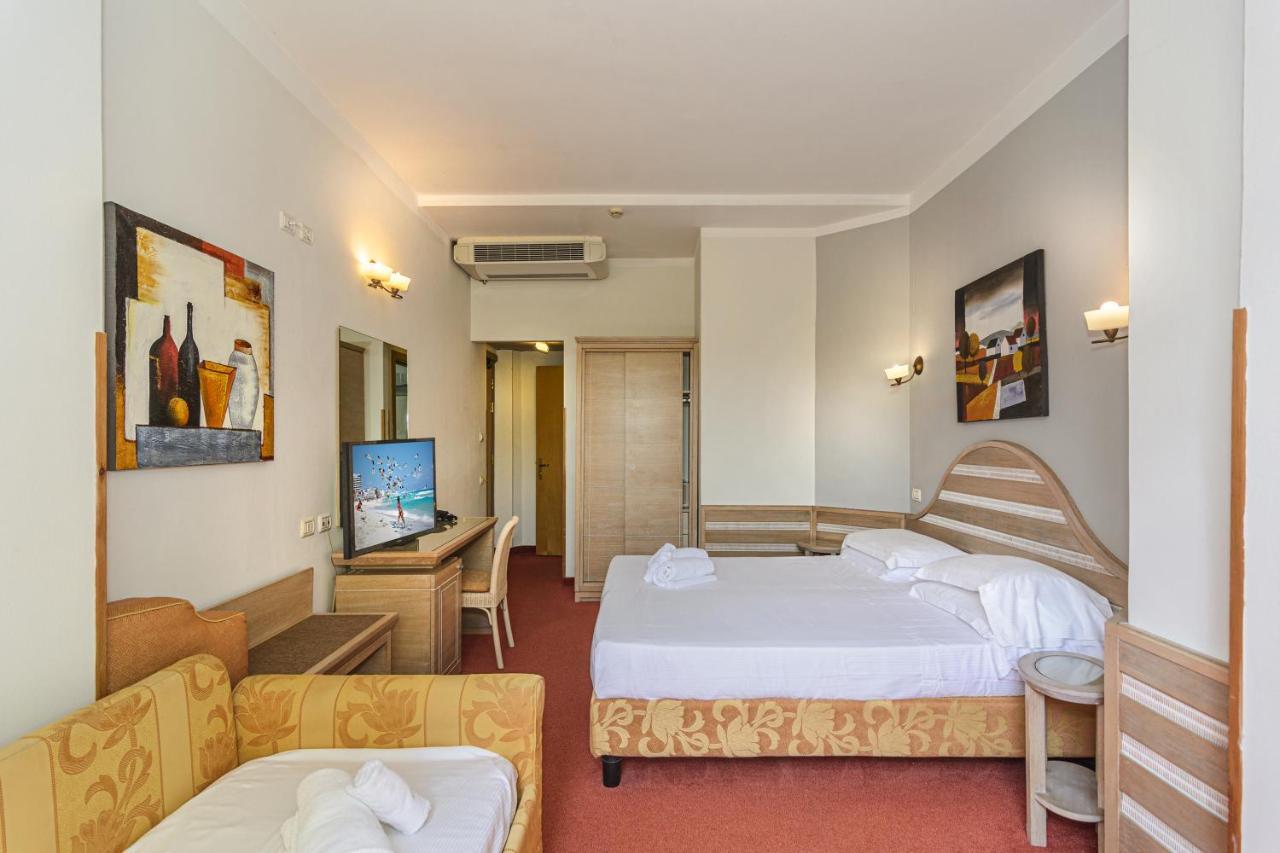 Hotel Nedy Marina di Massa Exteriör bild